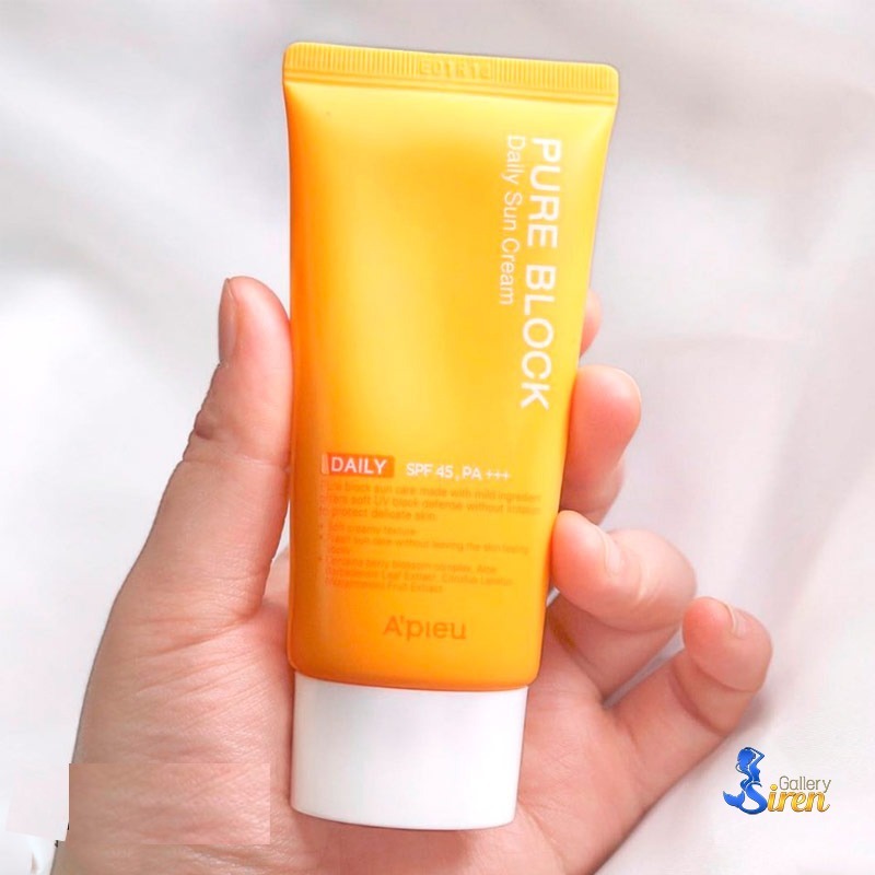 نقد و بررسی کرم ضدآفتاب اپیو پیور بلاک نچرال دیلی با SPF45