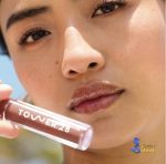 معرفی لیپگلاس Tower 28 مدل ShineOn Milky Lip Jelly